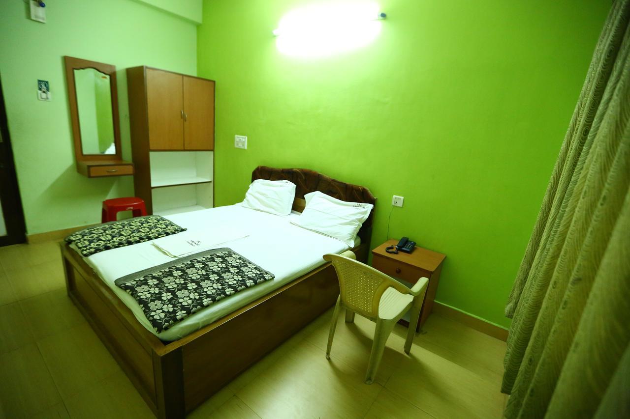 Abirami Residency Hotel Tirukkadaiyur Eksteriør billede