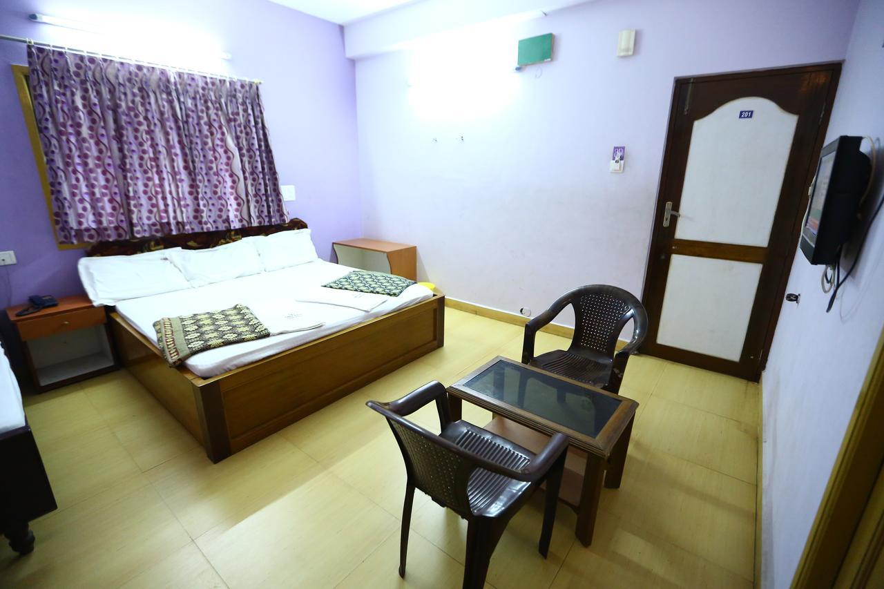 Abirami Residency Hotel Tirukkadaiyur Eksteriør billede
