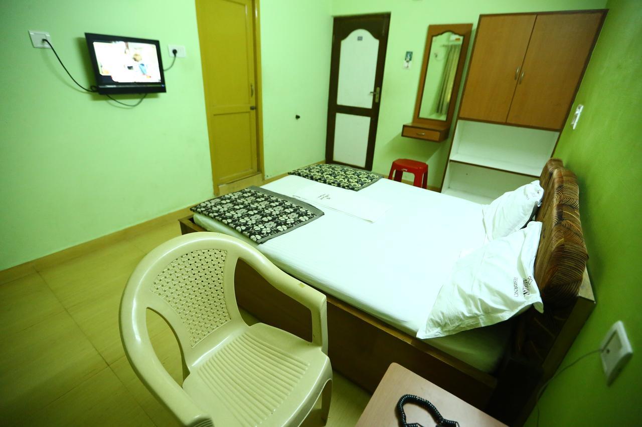 Abirami Residency Hotel Tirukkadaiyur Eksteriør billede