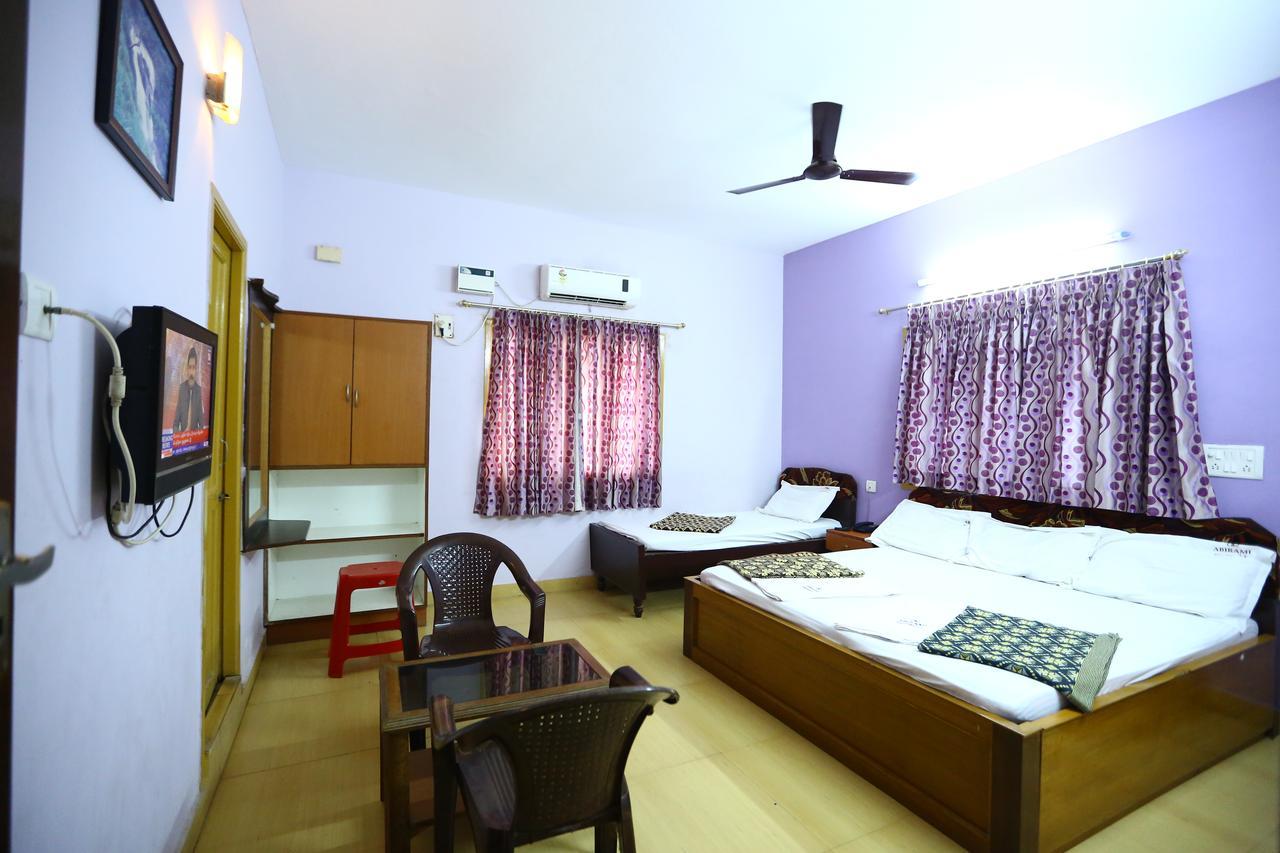 Abirami Residency Hotel Tirukkadaiyur Eksteriør billede